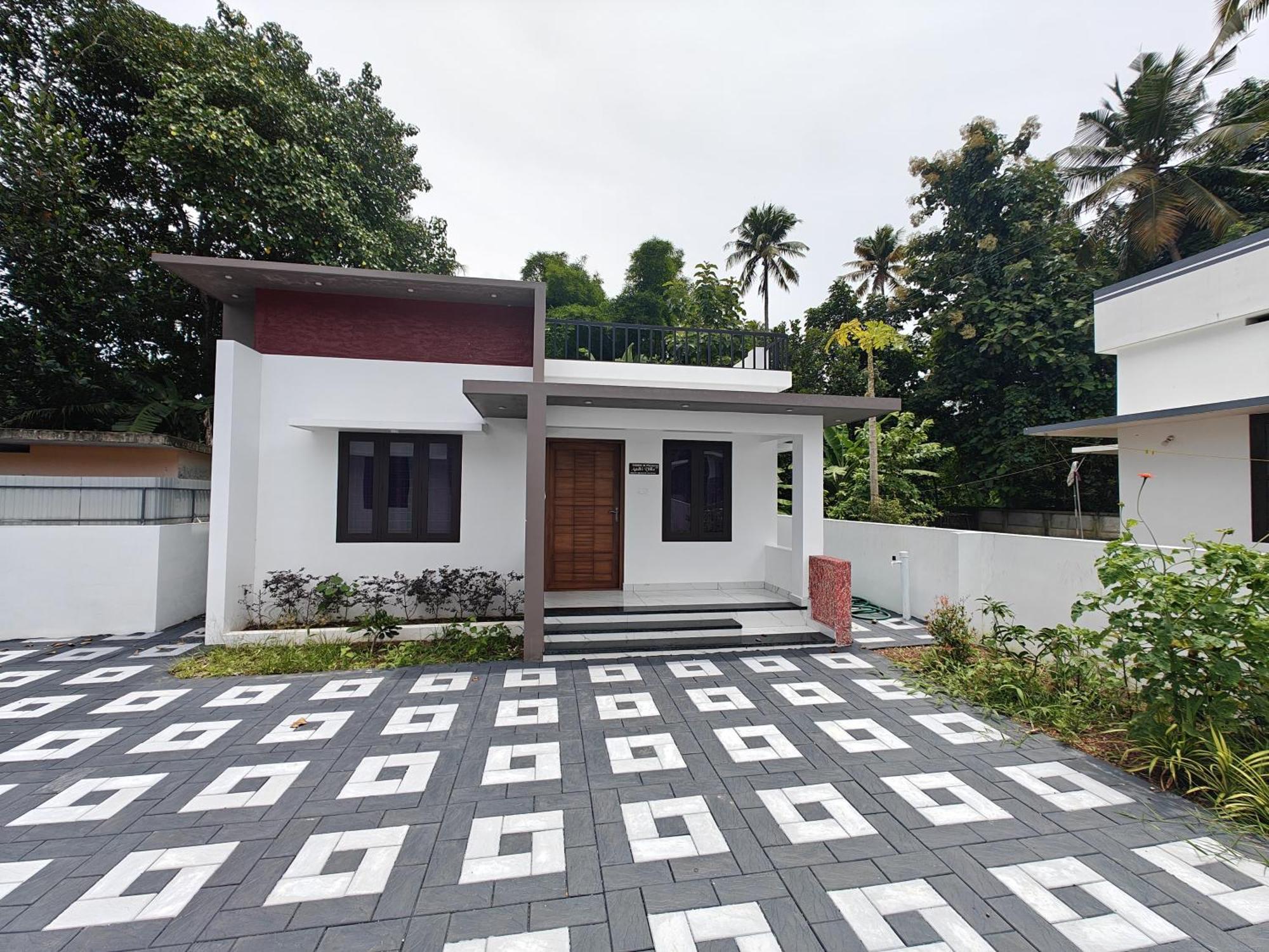 ורקלה Aadhi Villa מראה חיצוני תמונה