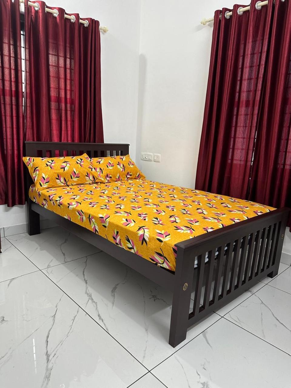 ורקלה Aadhi Villa מראה חיצוני תמונה